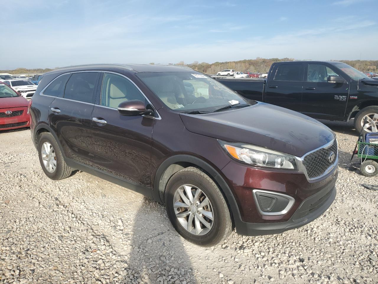 2016 KIA SORENTO LX - Image 4