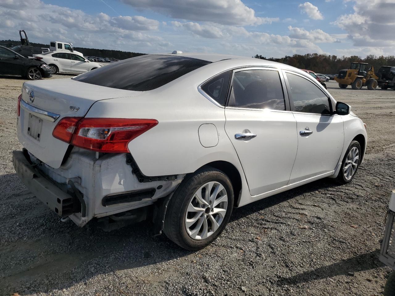 2018 NISSAN SENTRA S - Фото 3