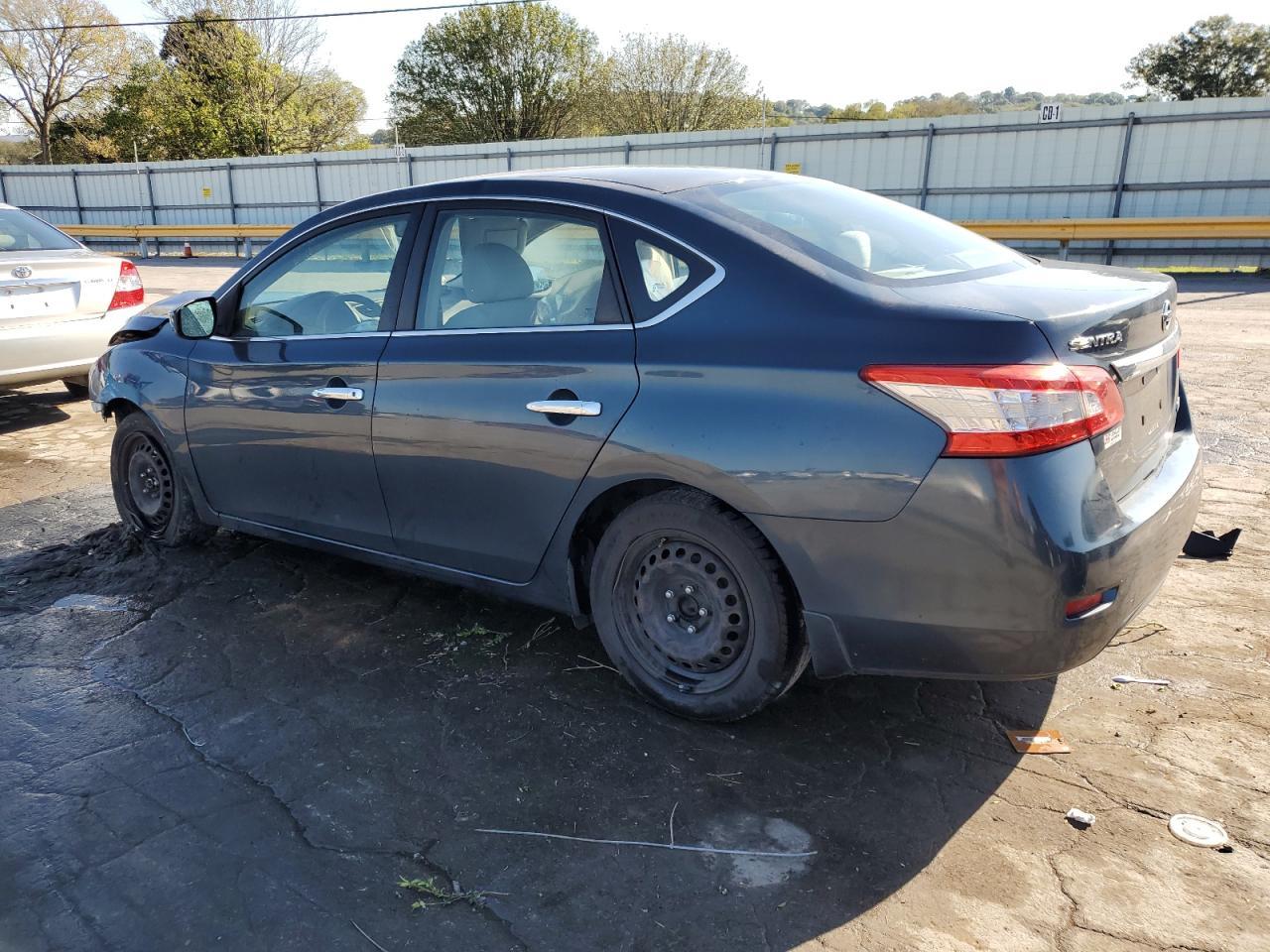 2013 NISSAN SENTRA S - Фото 2