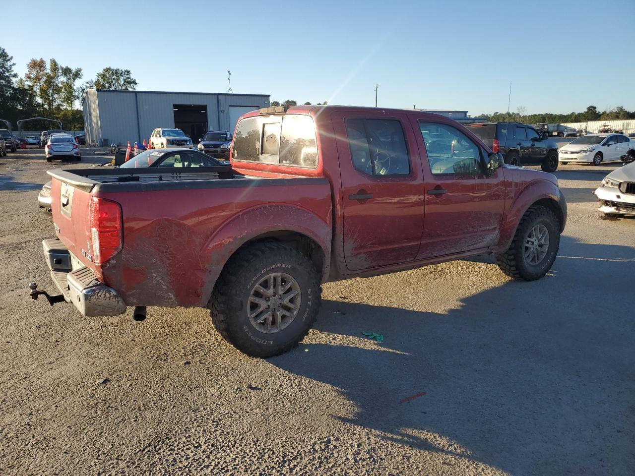 2017 NISSAN FRONTIER S - Фото 3