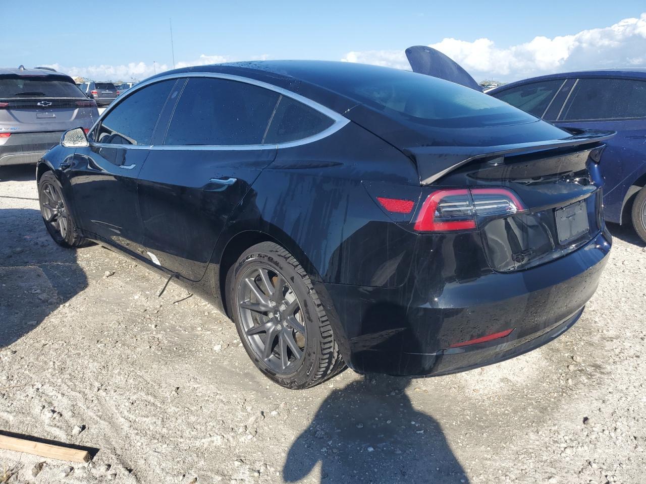 2019 TESLA MODEL 3 - Фото 2