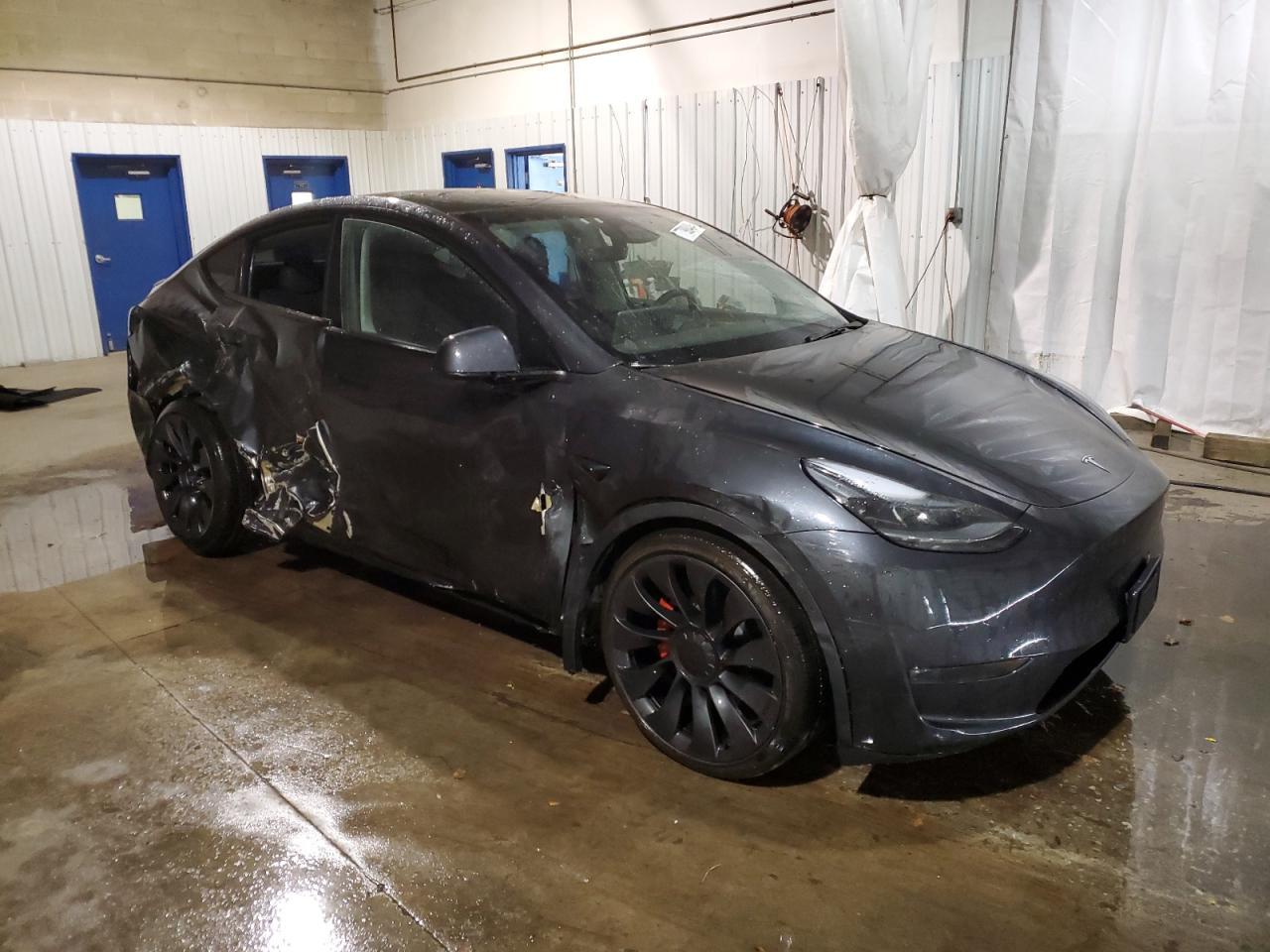 2024 TESLA MODEL Y - Image 4