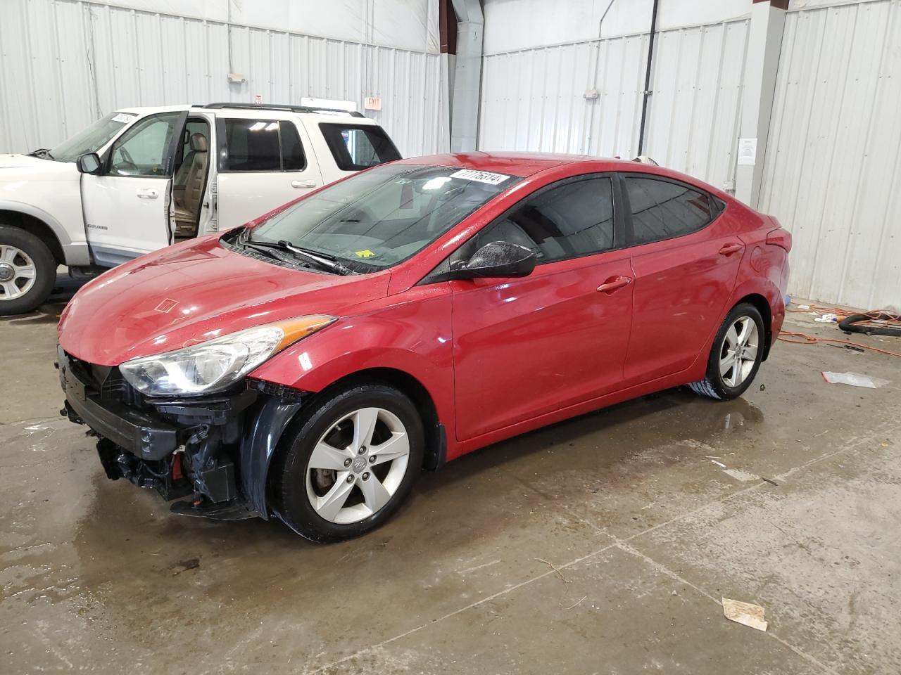 2013 HYUNDAI ELANTRA GL