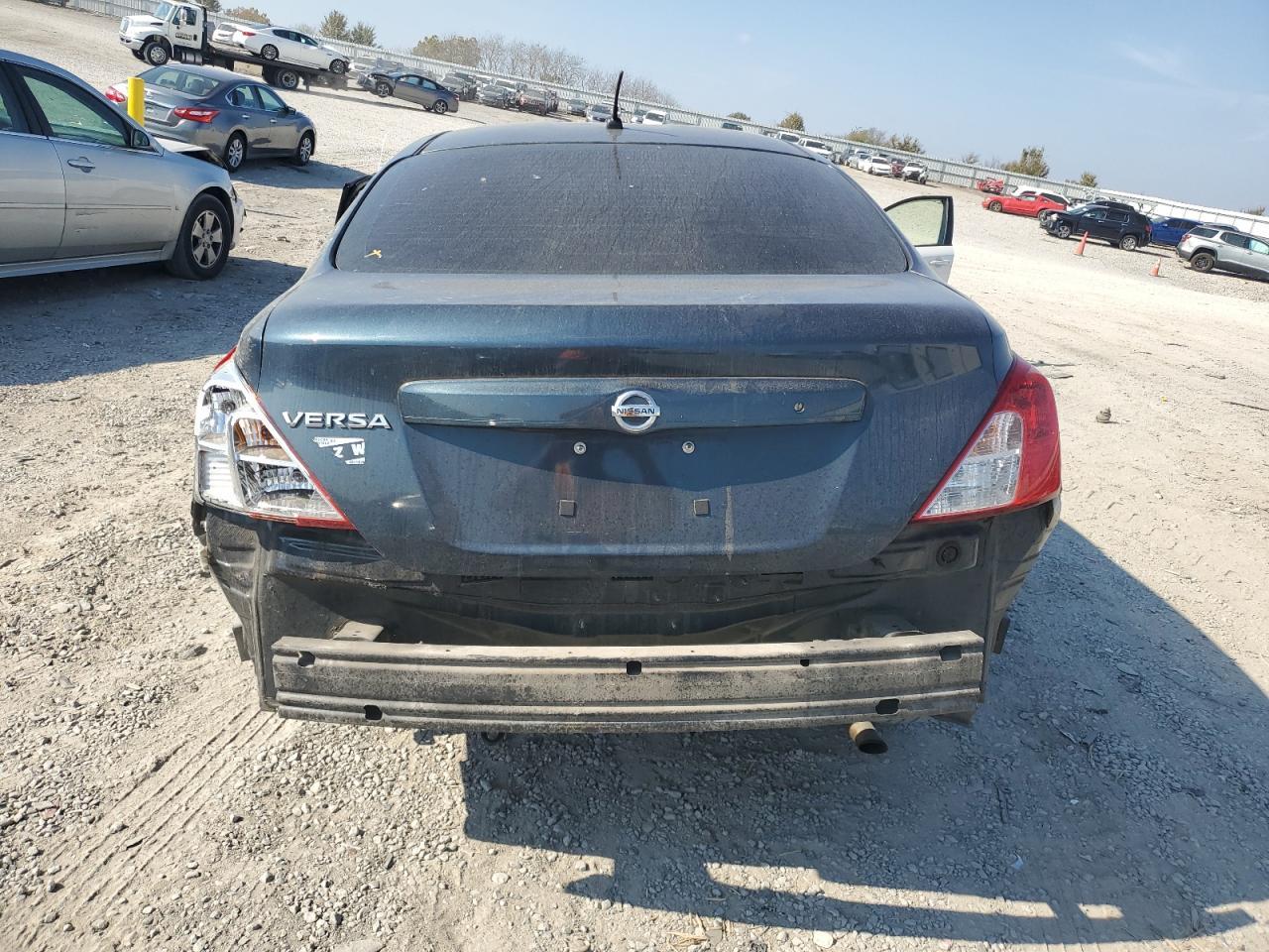 2016 NISSAN VERSA S - Image 6