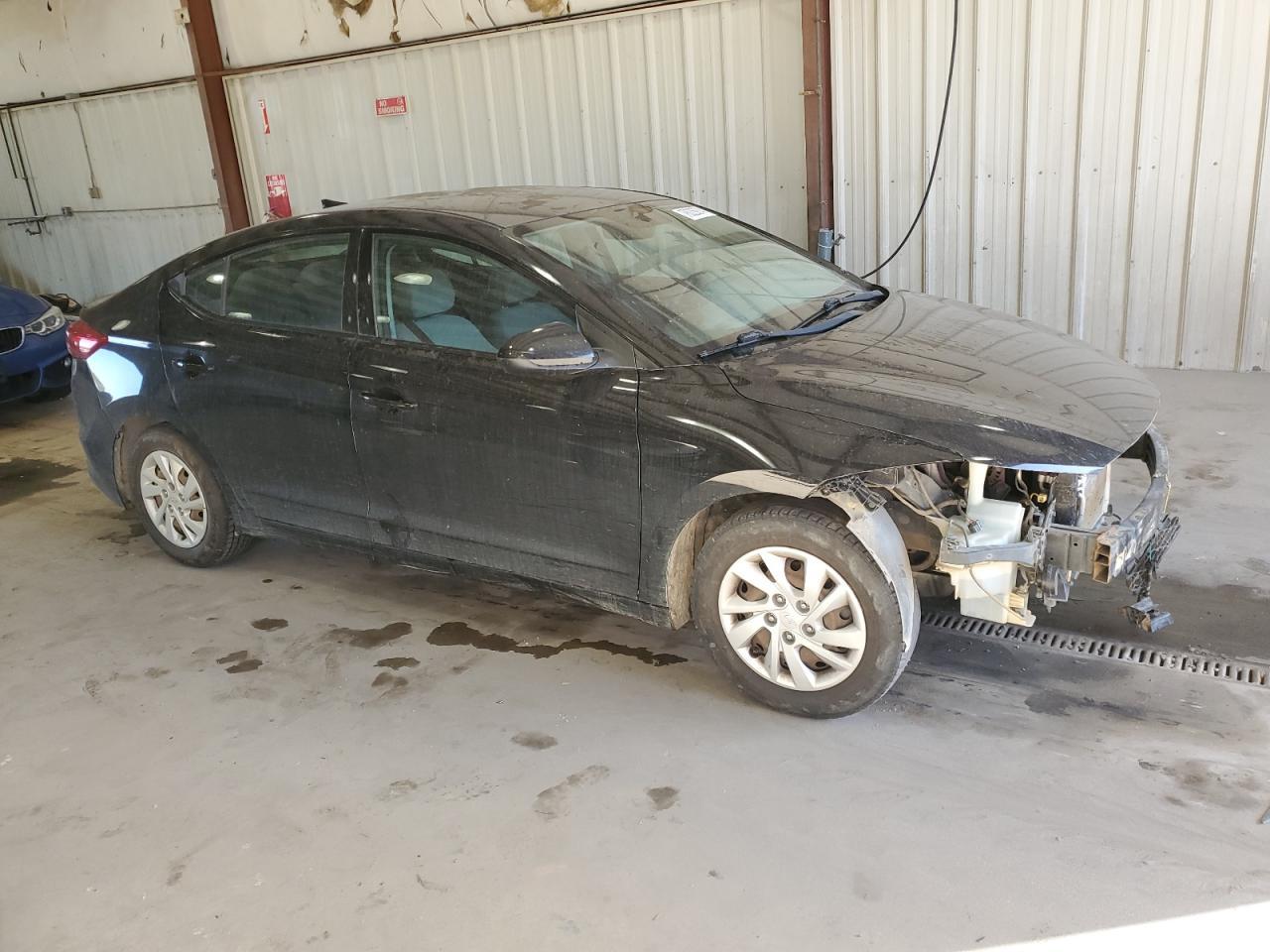 2017 HYUNDAI ELANTRA SE - Фото 4