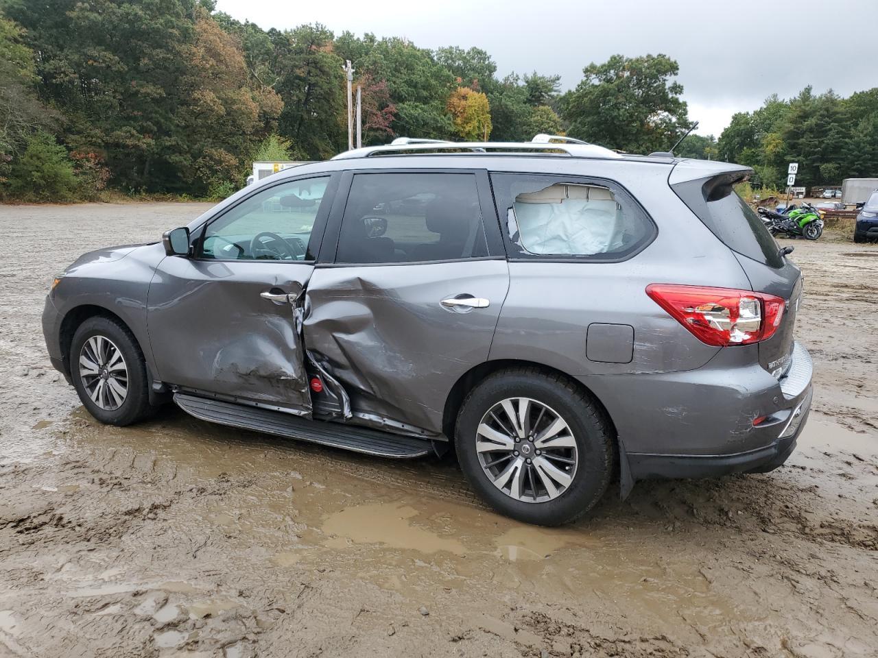 2017 NISSAN PATHFINDER - Фото 2