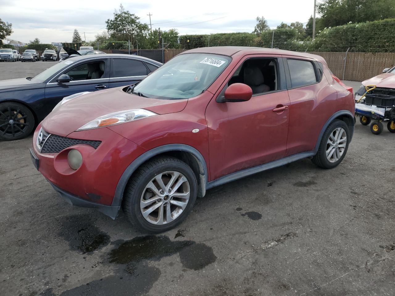 2011 NISSAN JUKE S