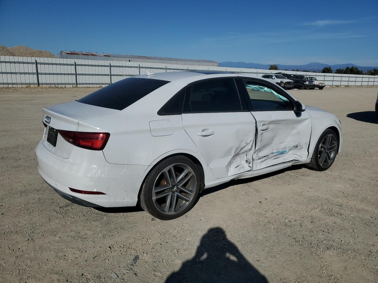 2017 AUDI A3 PREMIUM - Image 3