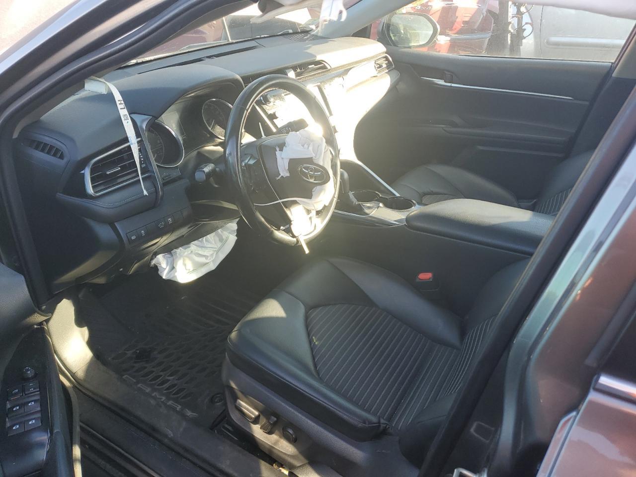 2019 TOYOTA CAMRY L - Фото 7