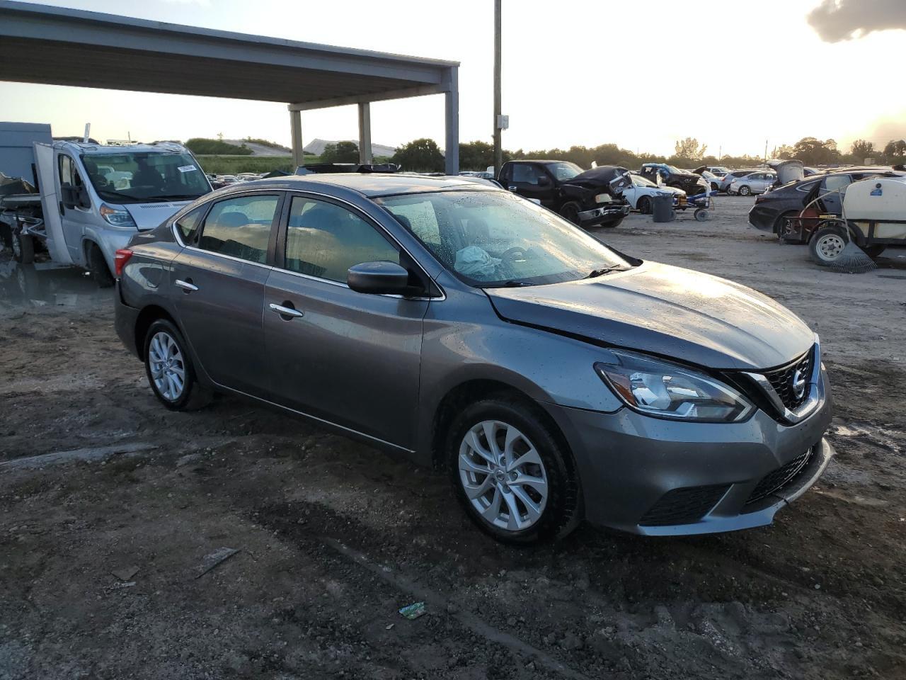 2018 NISSAN SENTRA S - Image 4