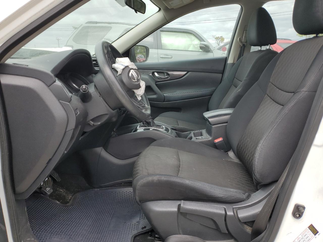 2017 NISSAN ROGUE S - Image 7