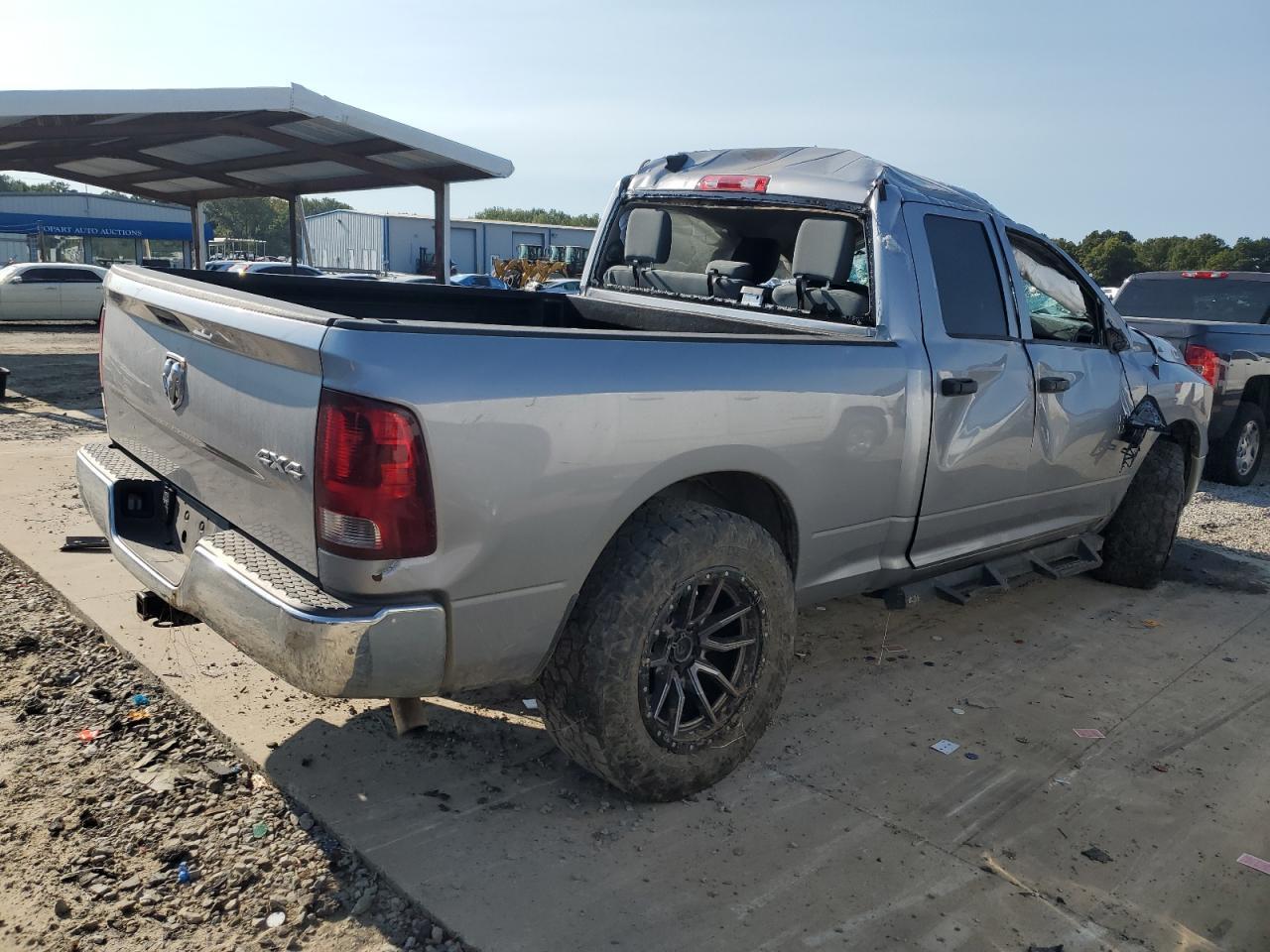 2020 RAM 1500 CLASS - Image 3