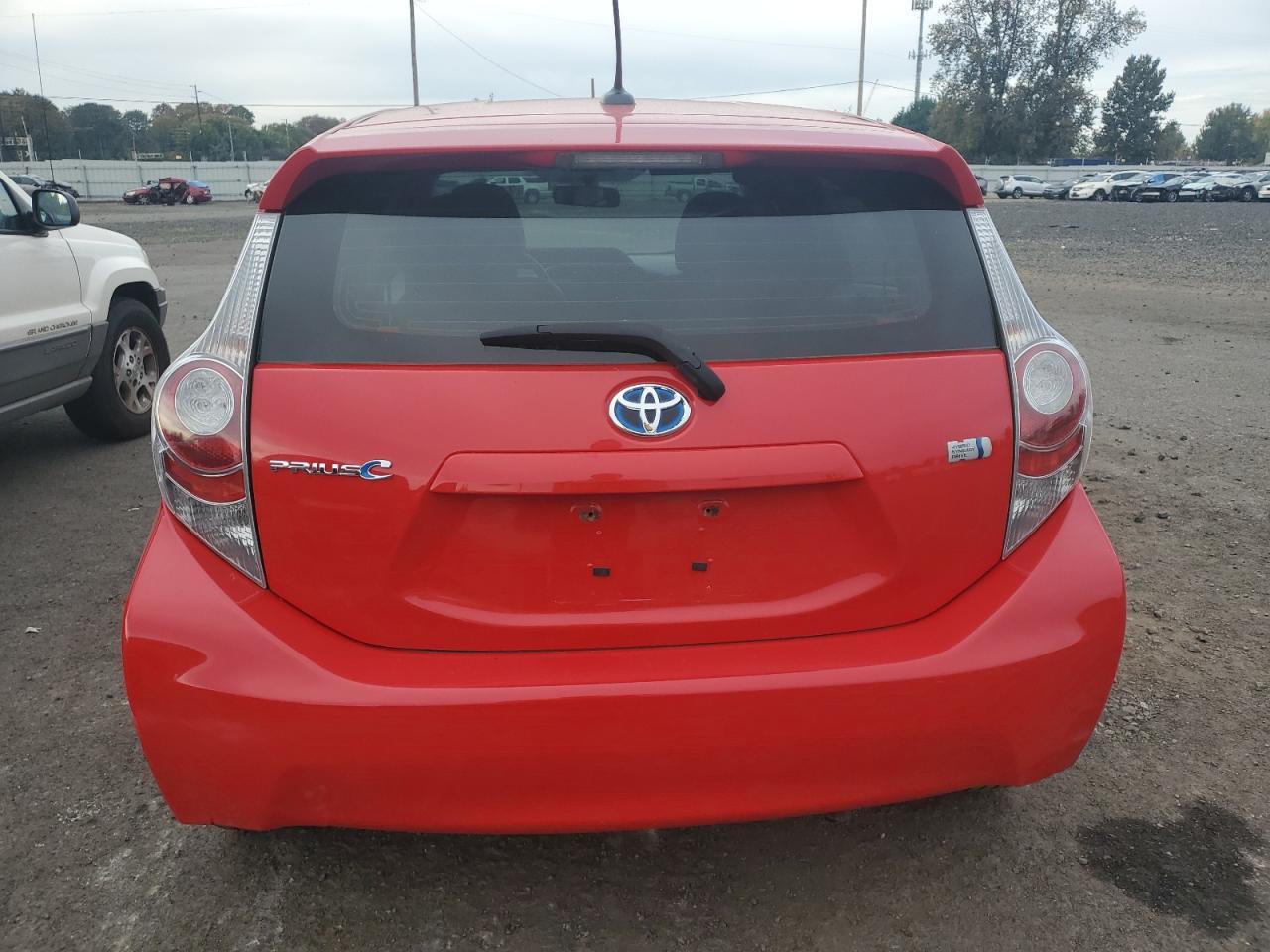 2013 TOYOTA PRIUS C - Фото 6