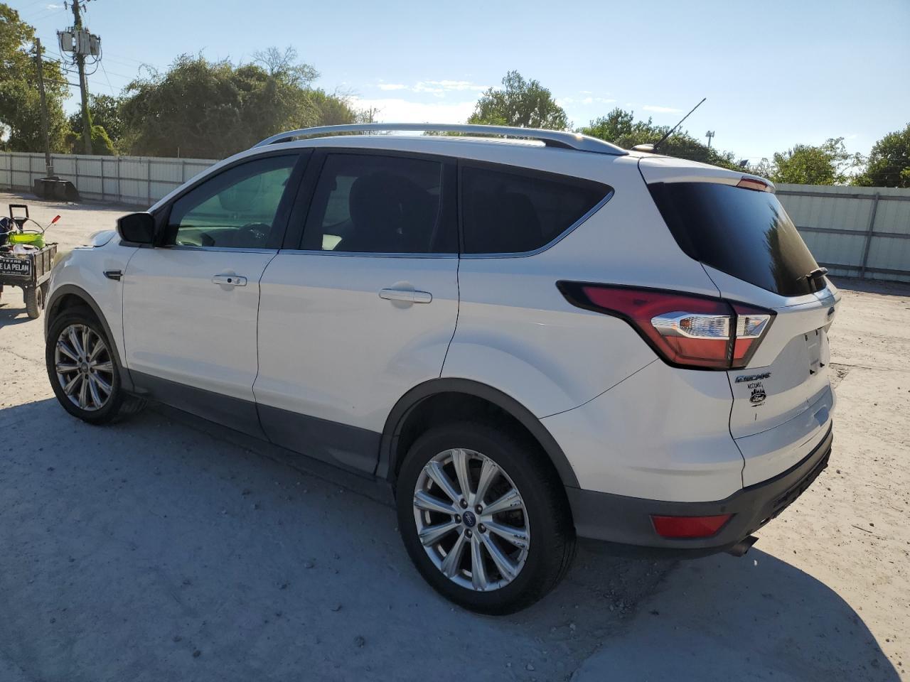 2017 FORD ESCAPE TIT - Image 2