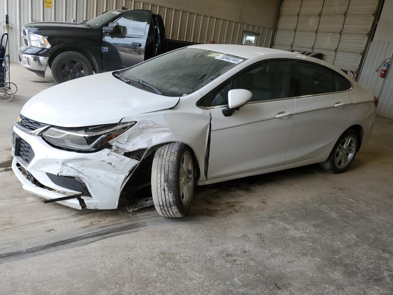 2017 CHEVROLET CRUZE LT