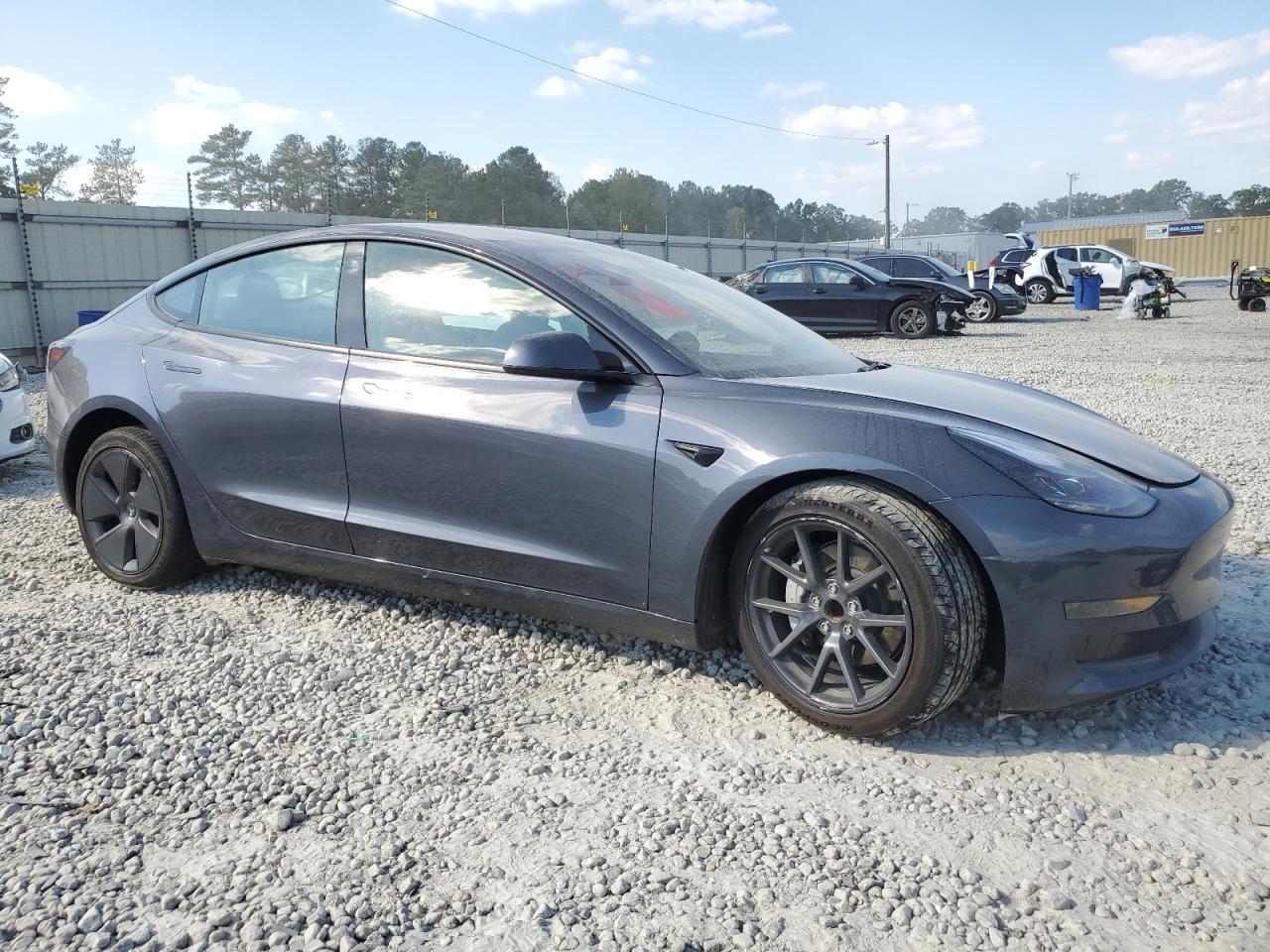 2023 TESLA MODEL 3 - Фото 4