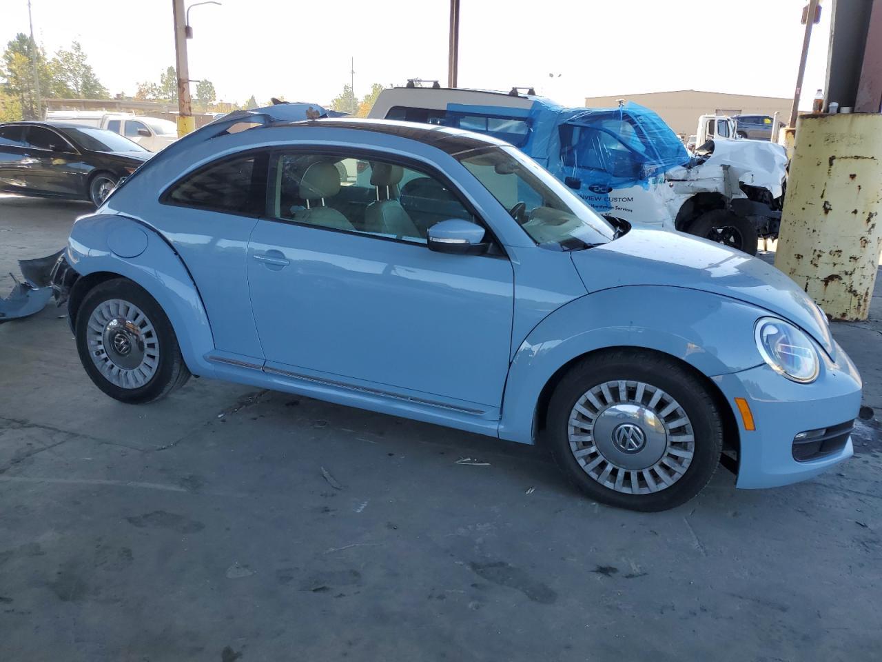 2015 VOLKSWAGEN BEETLE 1.8 - Image 4