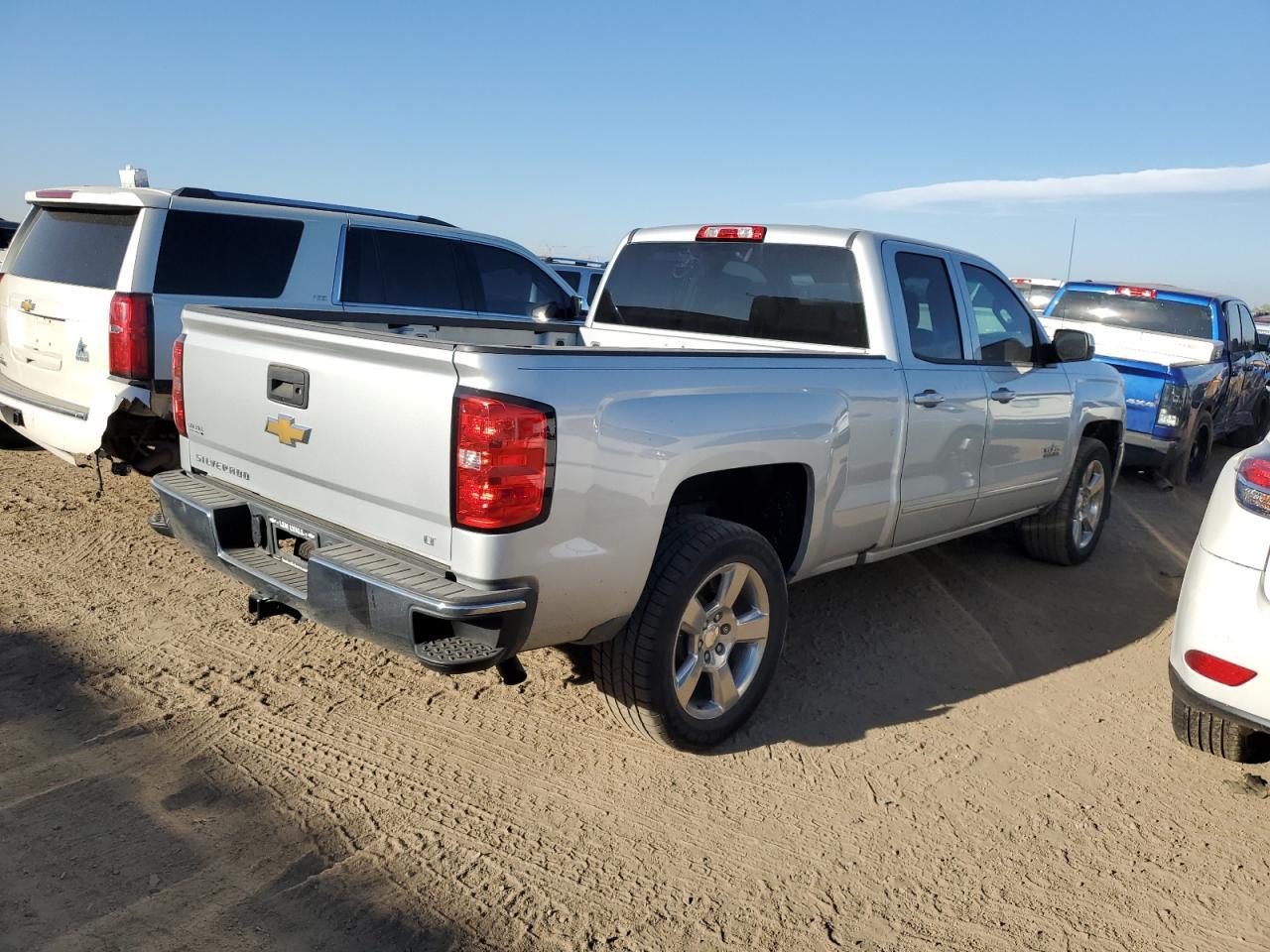 2018 CHEVROLET SILVERADO - Фото 3
