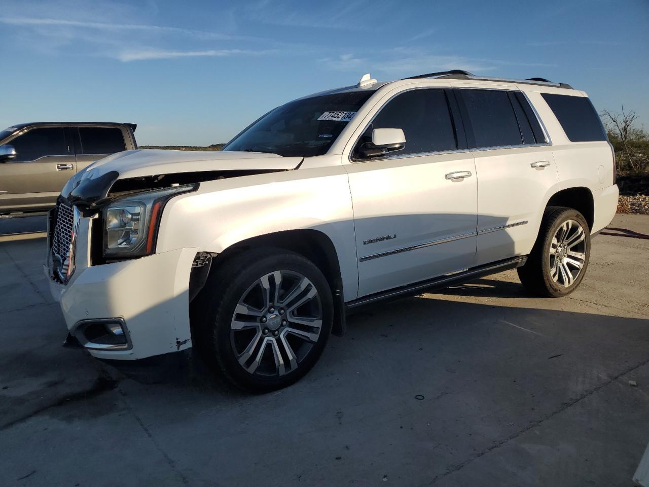 2017 GMC YUKON DENA