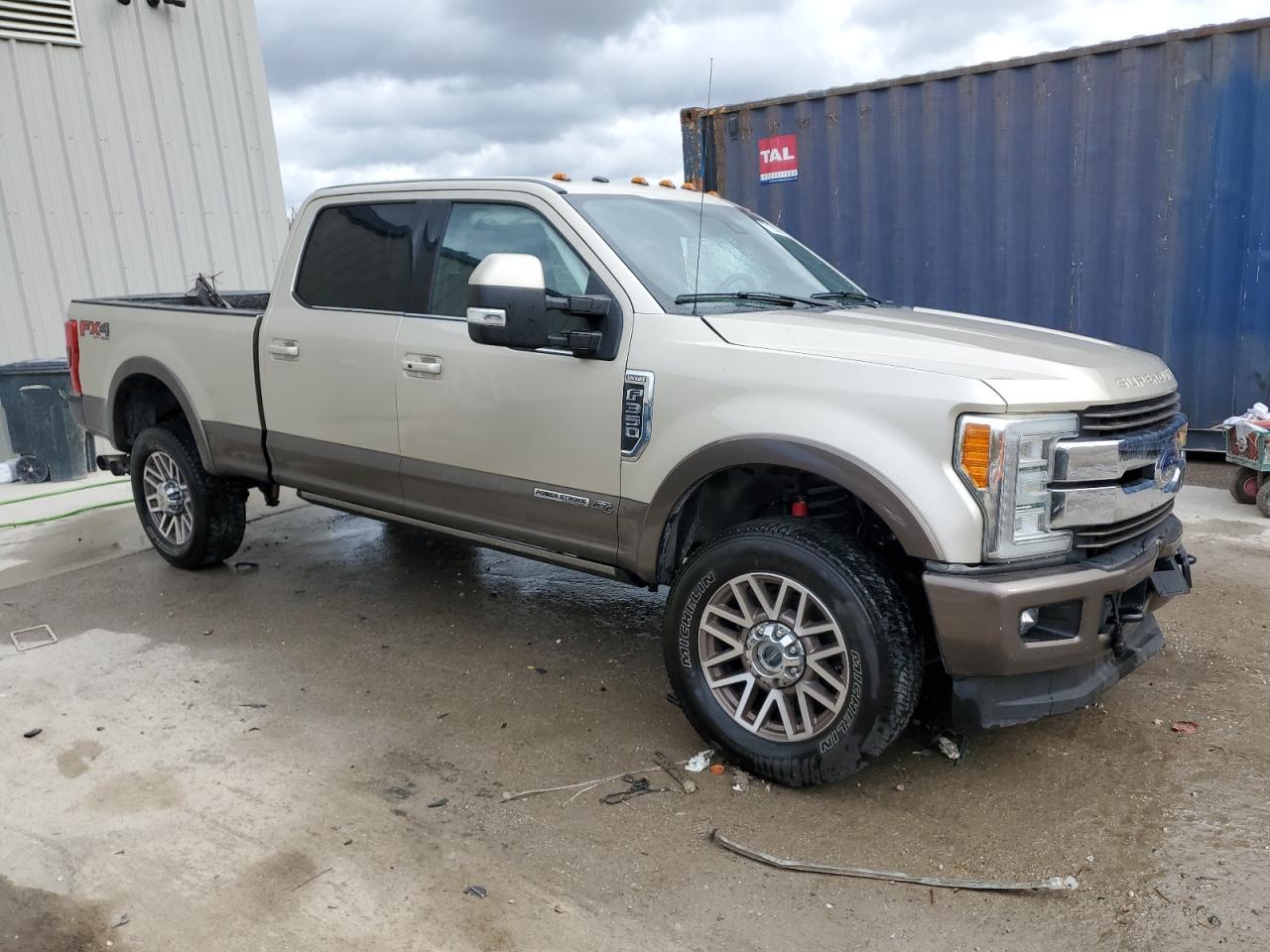 2017 FORD F350 SUPER - Image 4