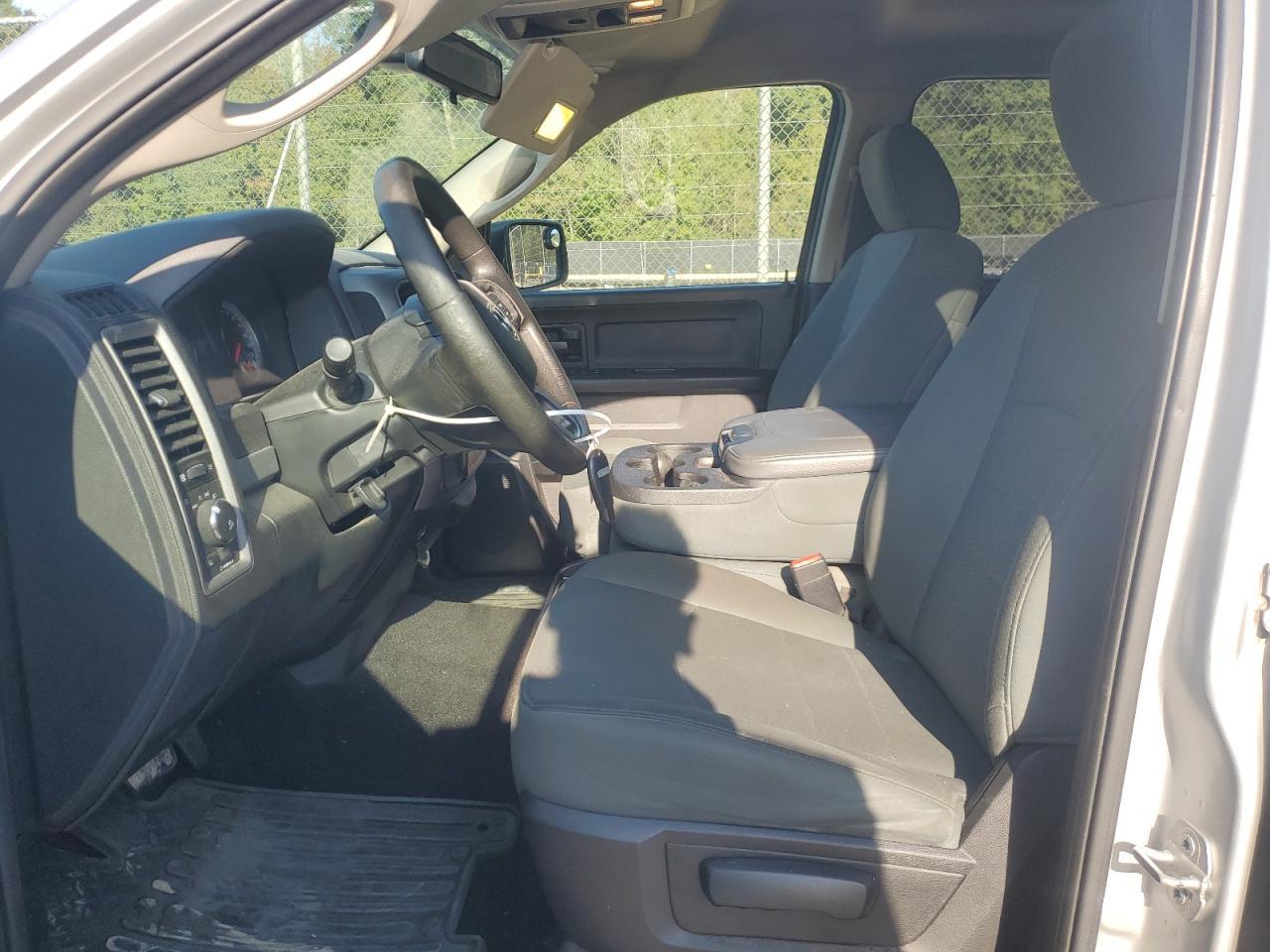 2015 RAM 1500 ST - Image 7