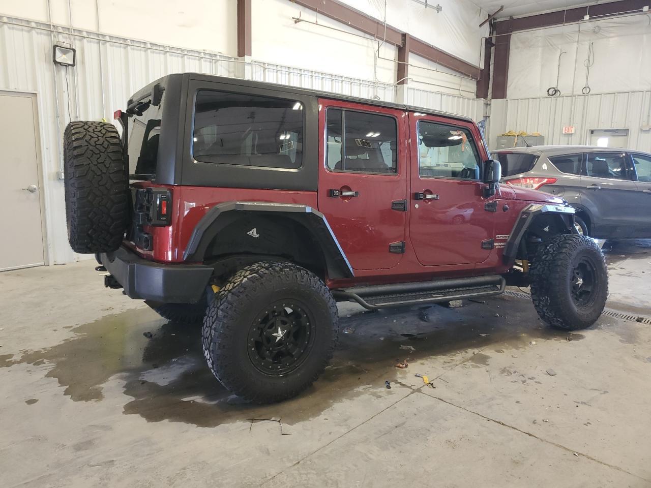 2012 JEEP WRANGLER U - Image 3