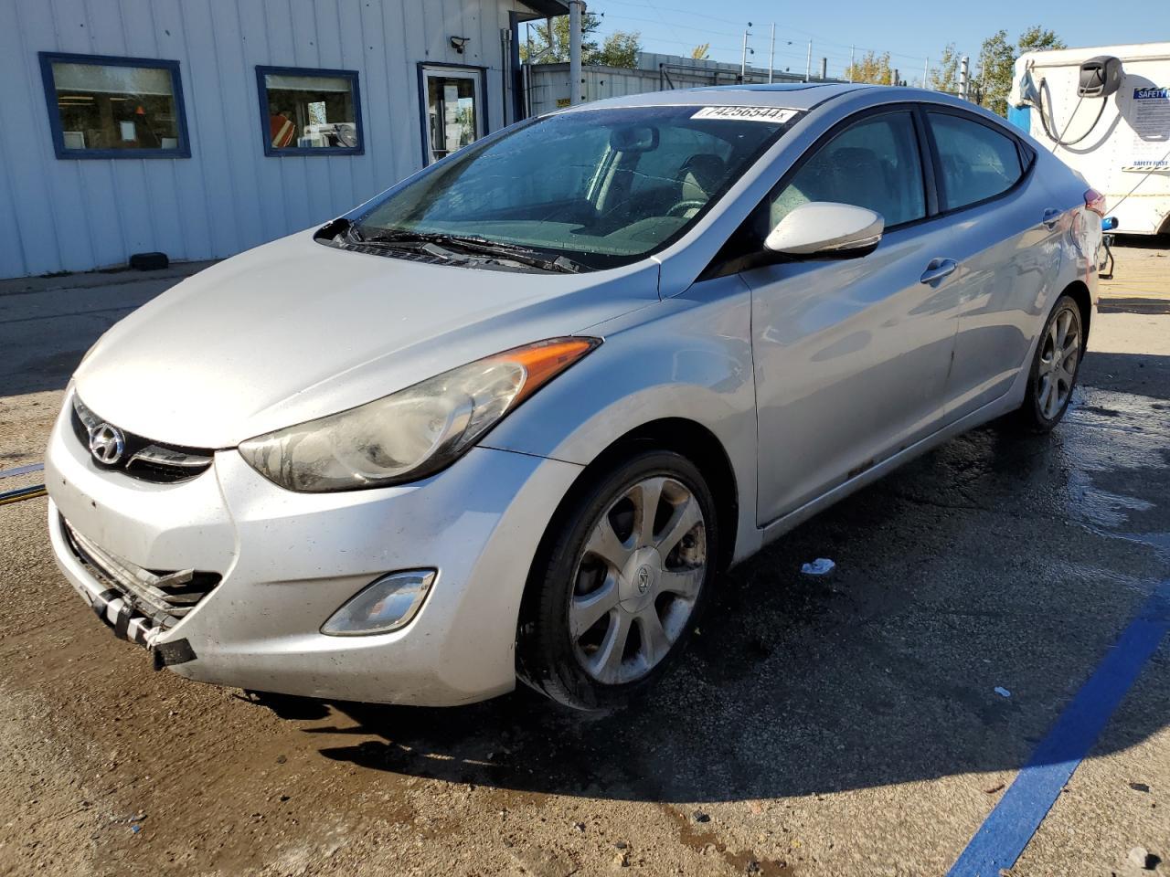 2013 HYUNDAI ELANTRA GL