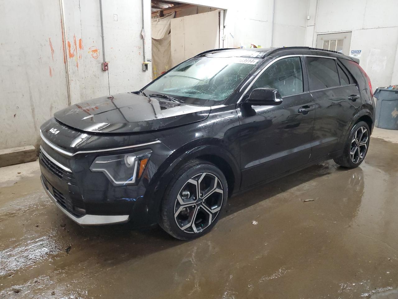 2023 KIA NIRO EX