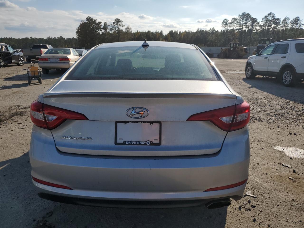 2017 HYUNDAI SONATA SE - Фото 6