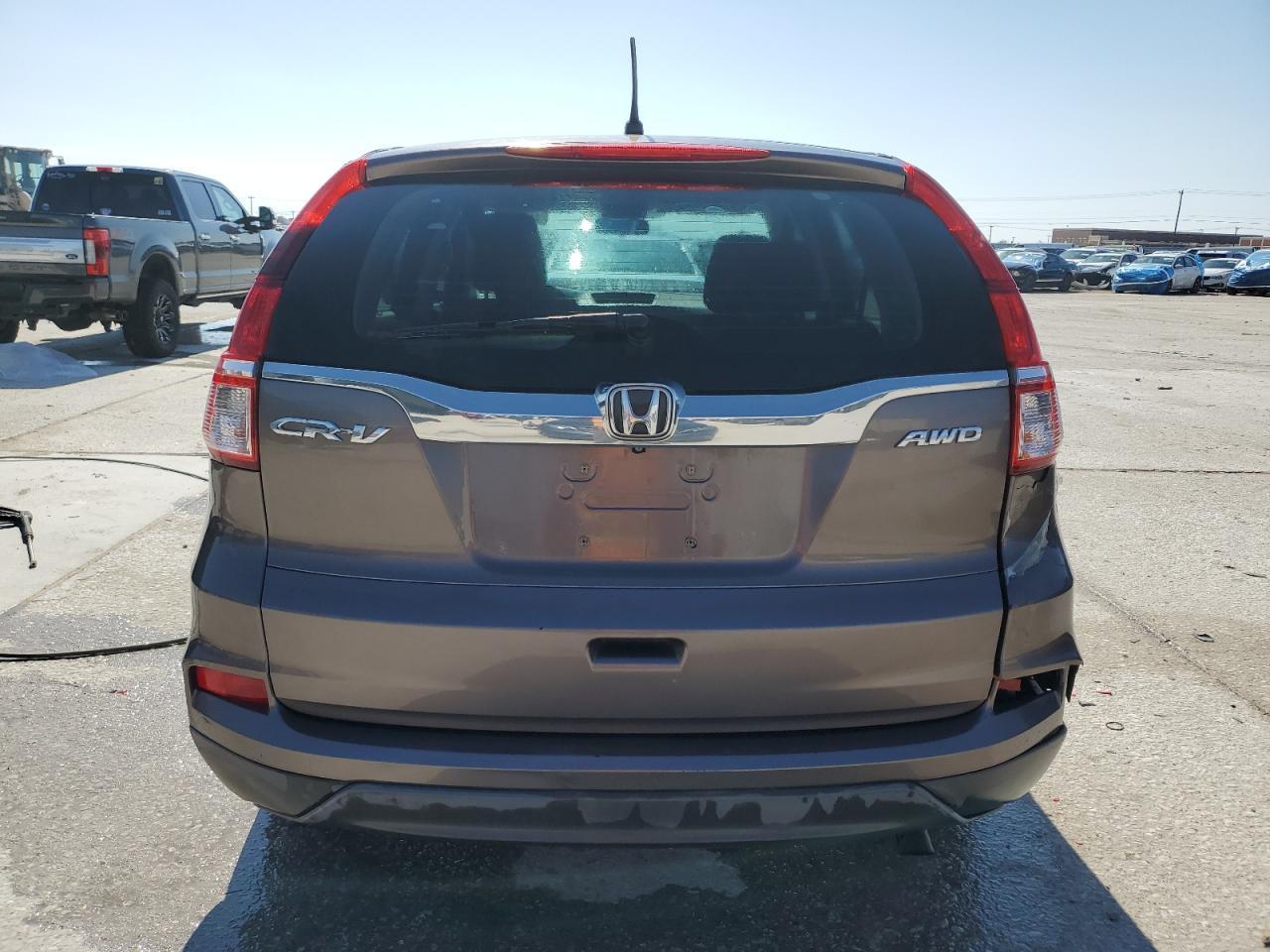 2015 HONDA CR-V LX - Image 6