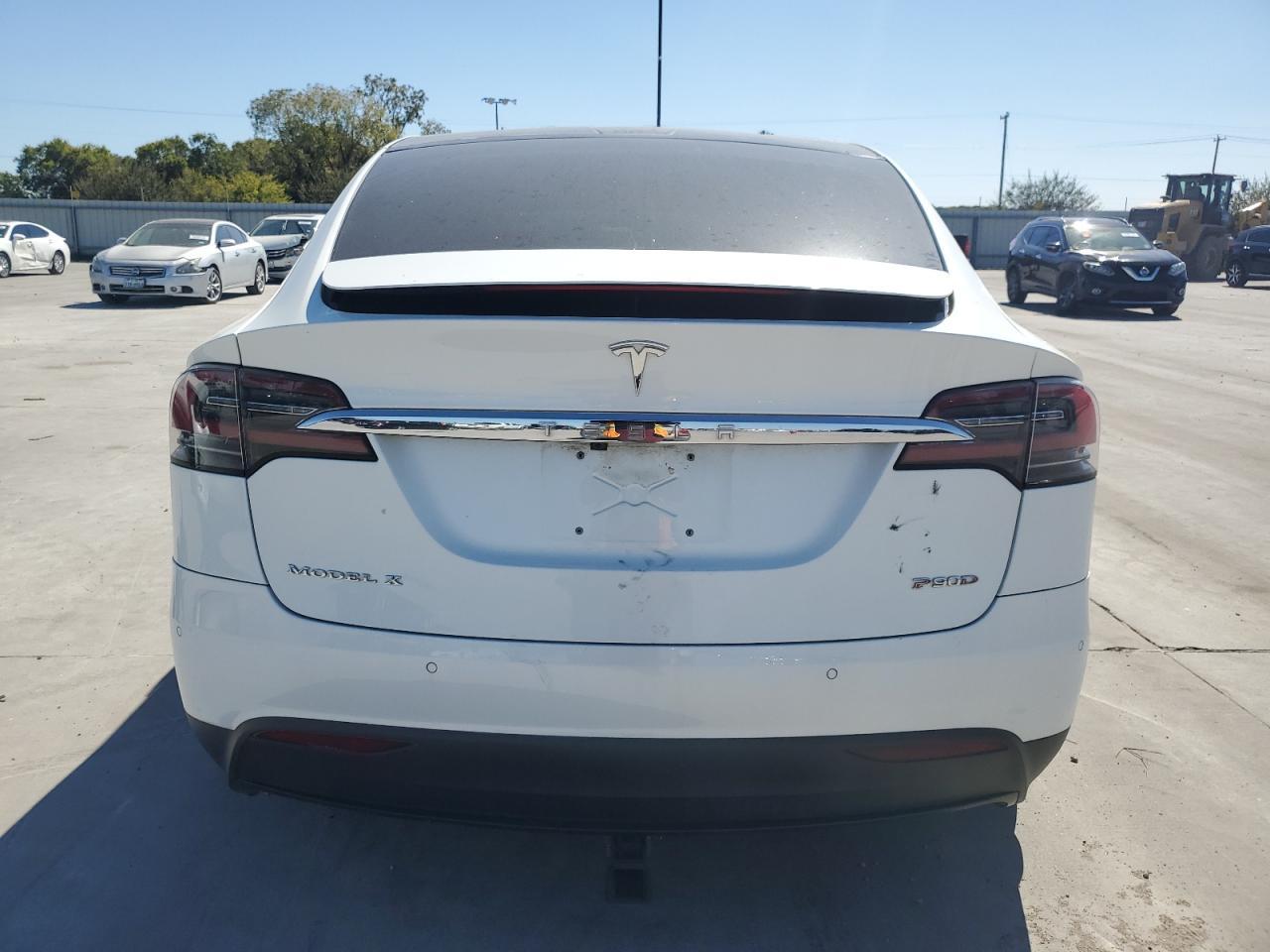 2016 TESLA MODEL X - Фото 6
