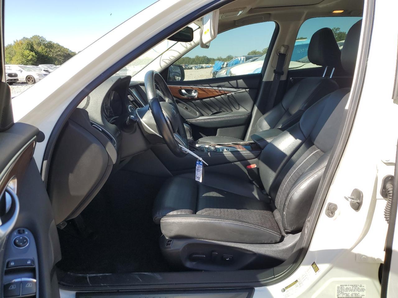 2019 INFINITI Q50 LUXE - Image 7