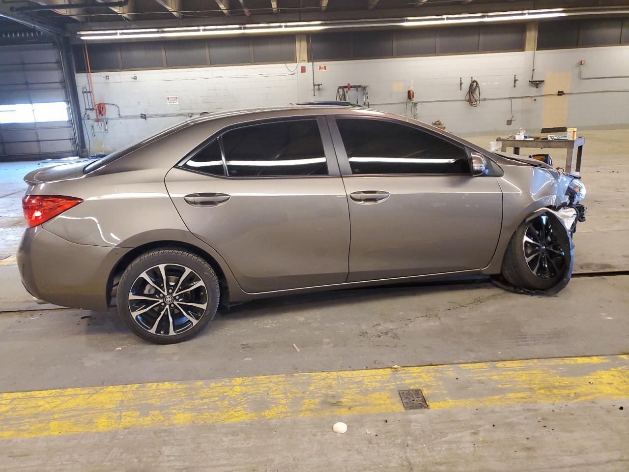 2019 TOYOTA COROLLA L - Image 3