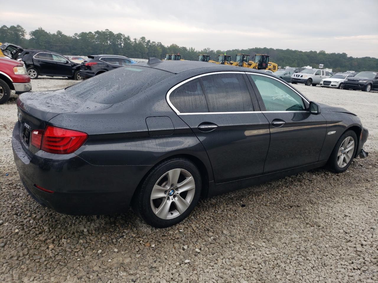 2013 BMW 528 XI - Image 3