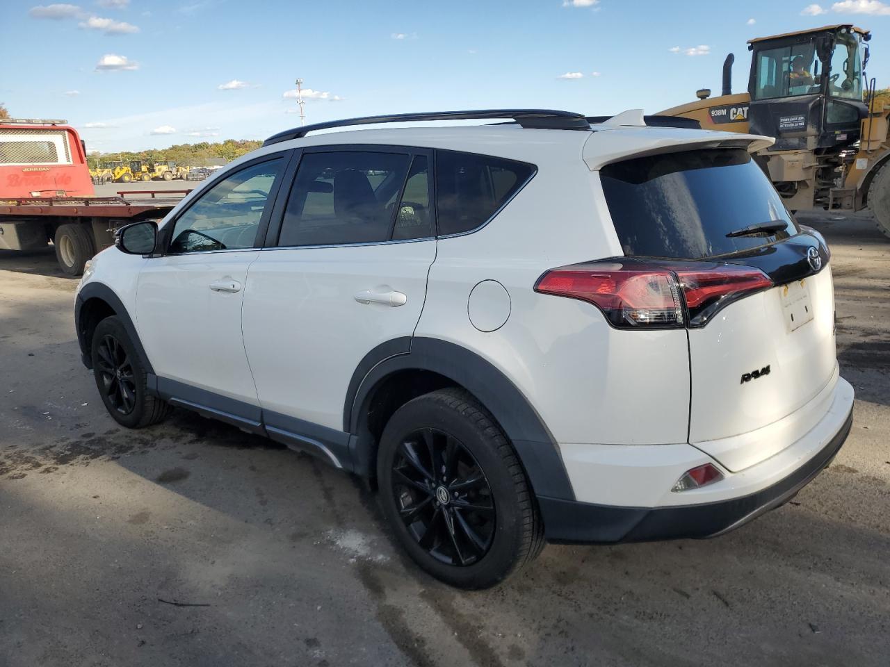 2018 TOYOTA RAV4 ADVEN - Image 2
