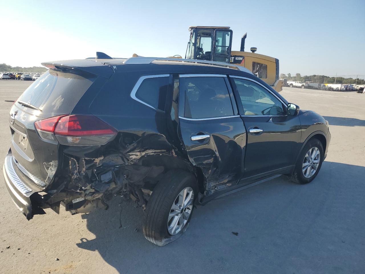 2018 NISSAN ROGUE S - Фото 3