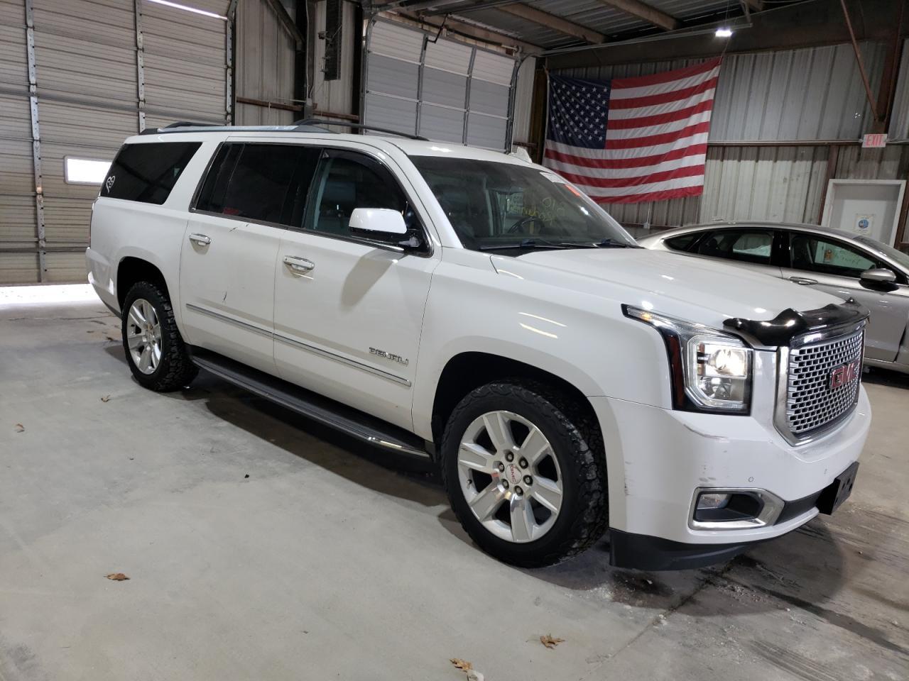 2016 GMC YUKON XL D - Фото 4