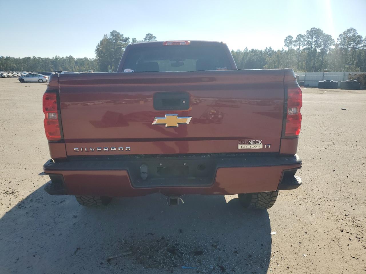2017 CHEVROLET SILVERADO - Image 6