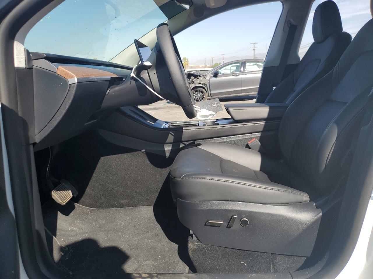 2024 TESLA MODEL Y - Image 7