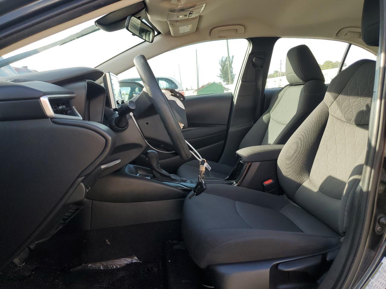 2021 TOYOTA COROLLA LE - Фото 7
