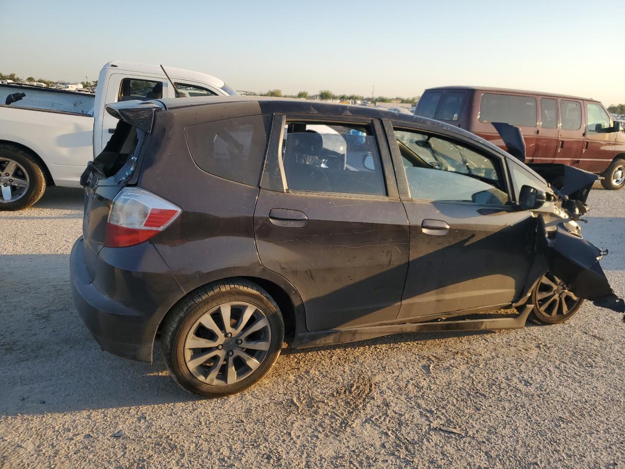2013 HONDA FIT SPORT - Image 3