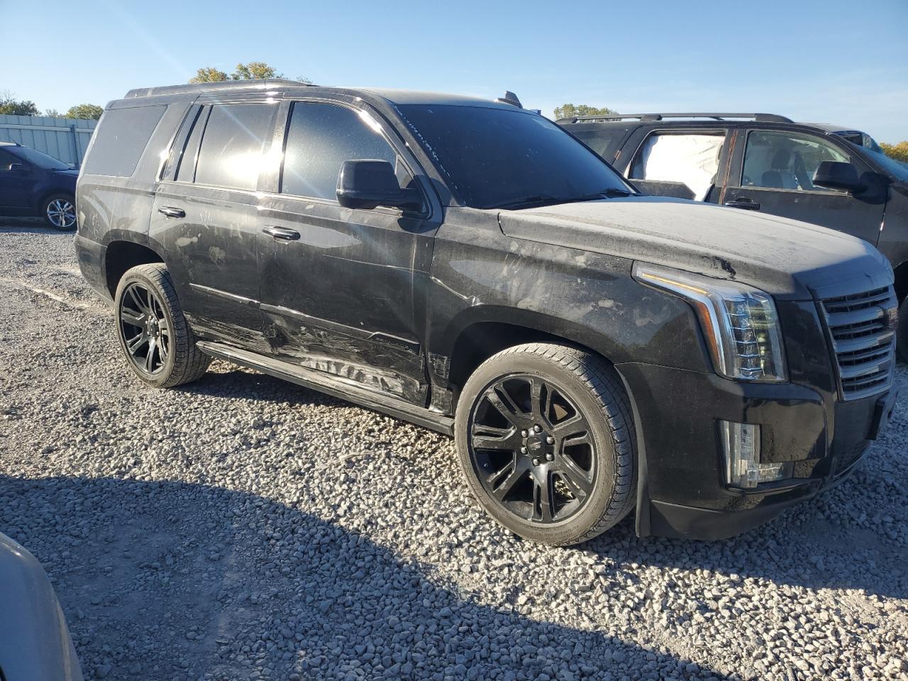 2016 CADILLAC ESCALADE P - Image 4