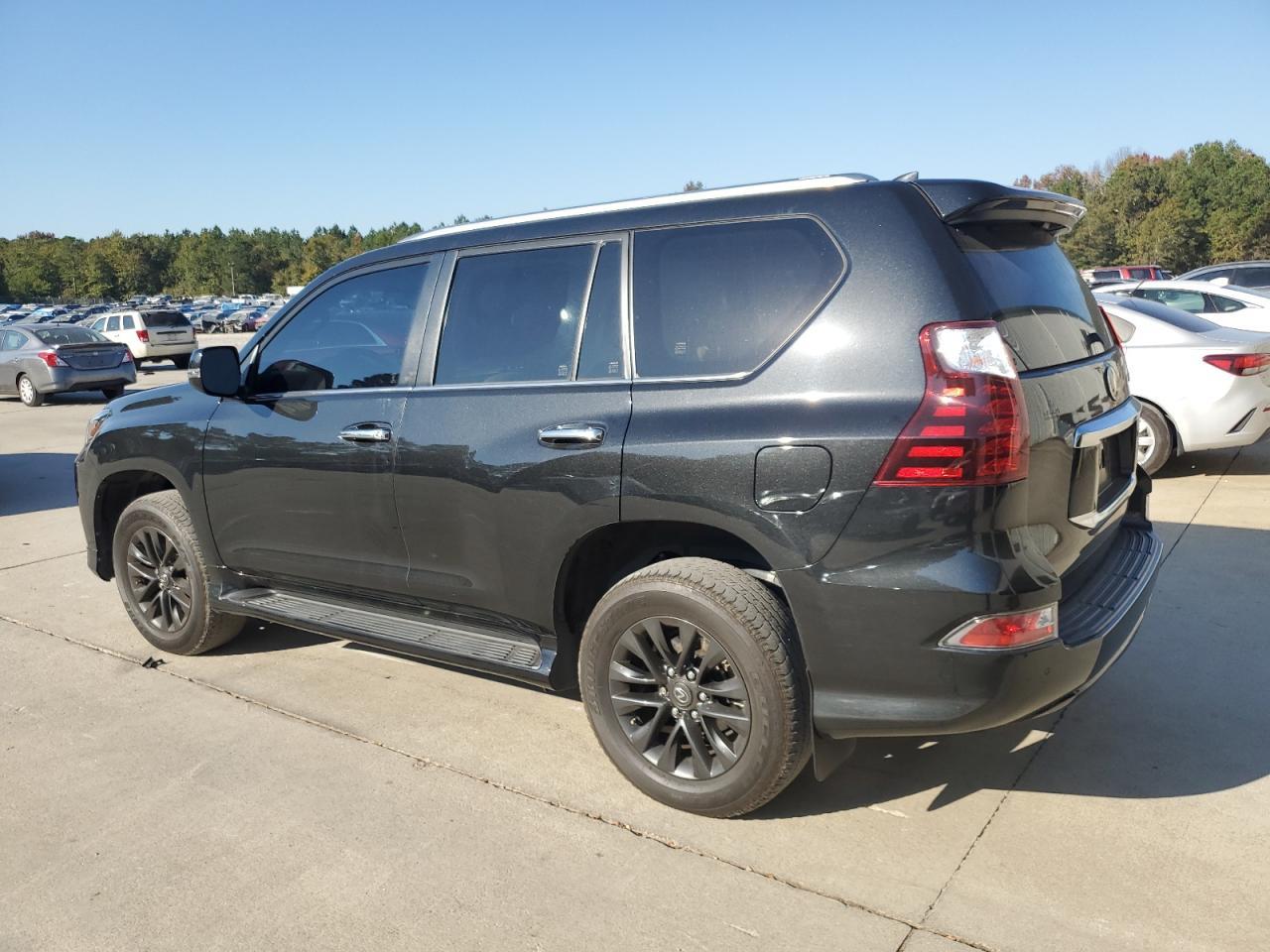 2022 LEXUS GX 460 - Image 2