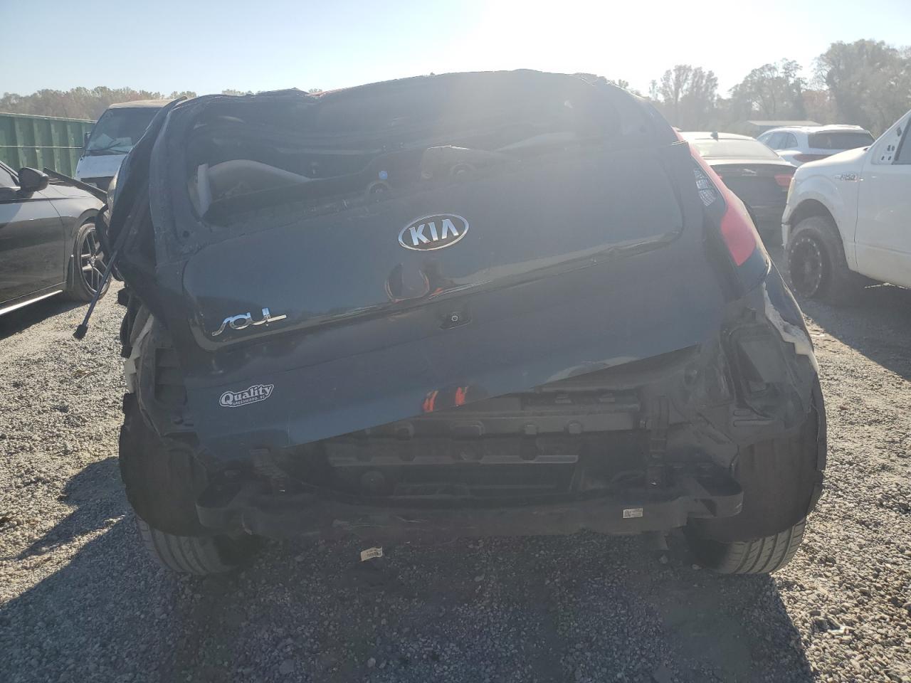2017 KIA SOUL + - Фото 6