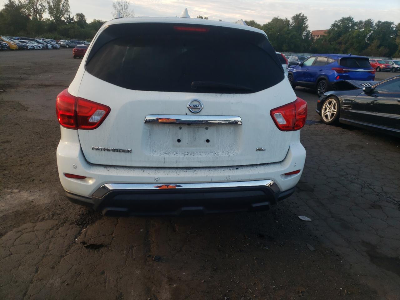 2019 NISSAN PATHFINDER - Image 6