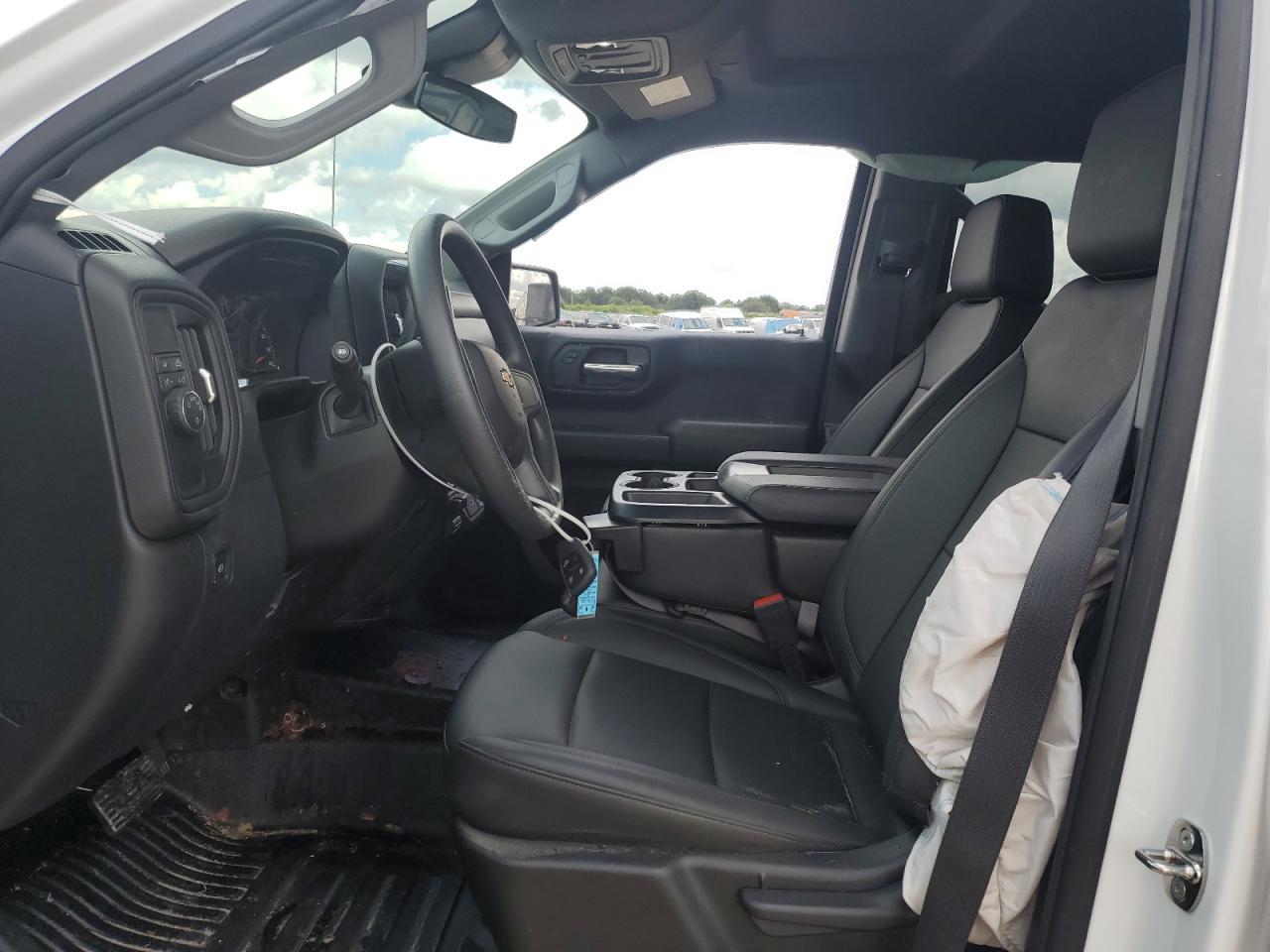 2024 CHEVROLET SILVERADO - Image 7