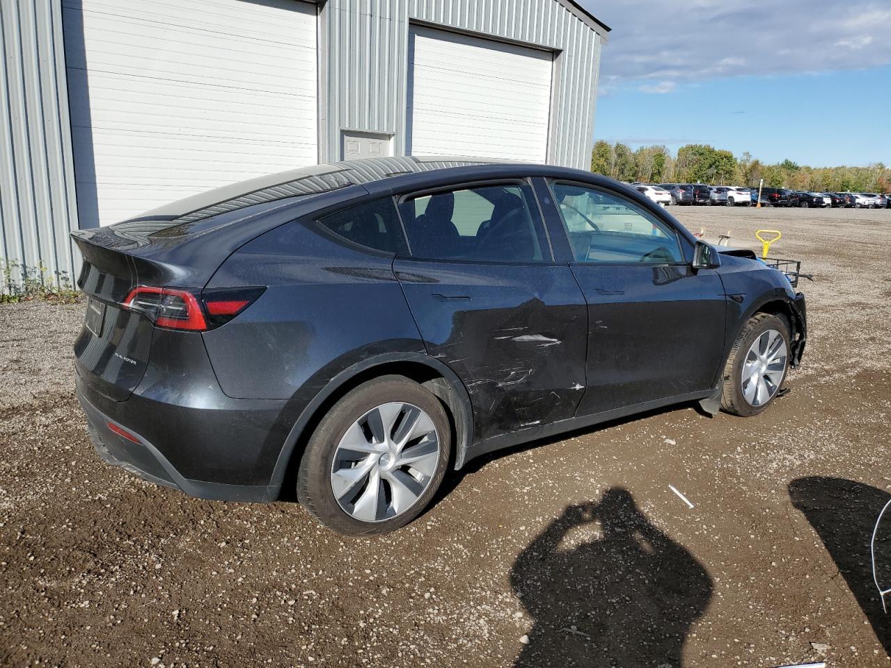 2024 TESLA MODEL Y - Image 3