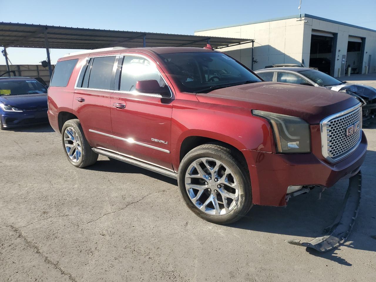 2017 GMC YUKON DENA - Фото 4