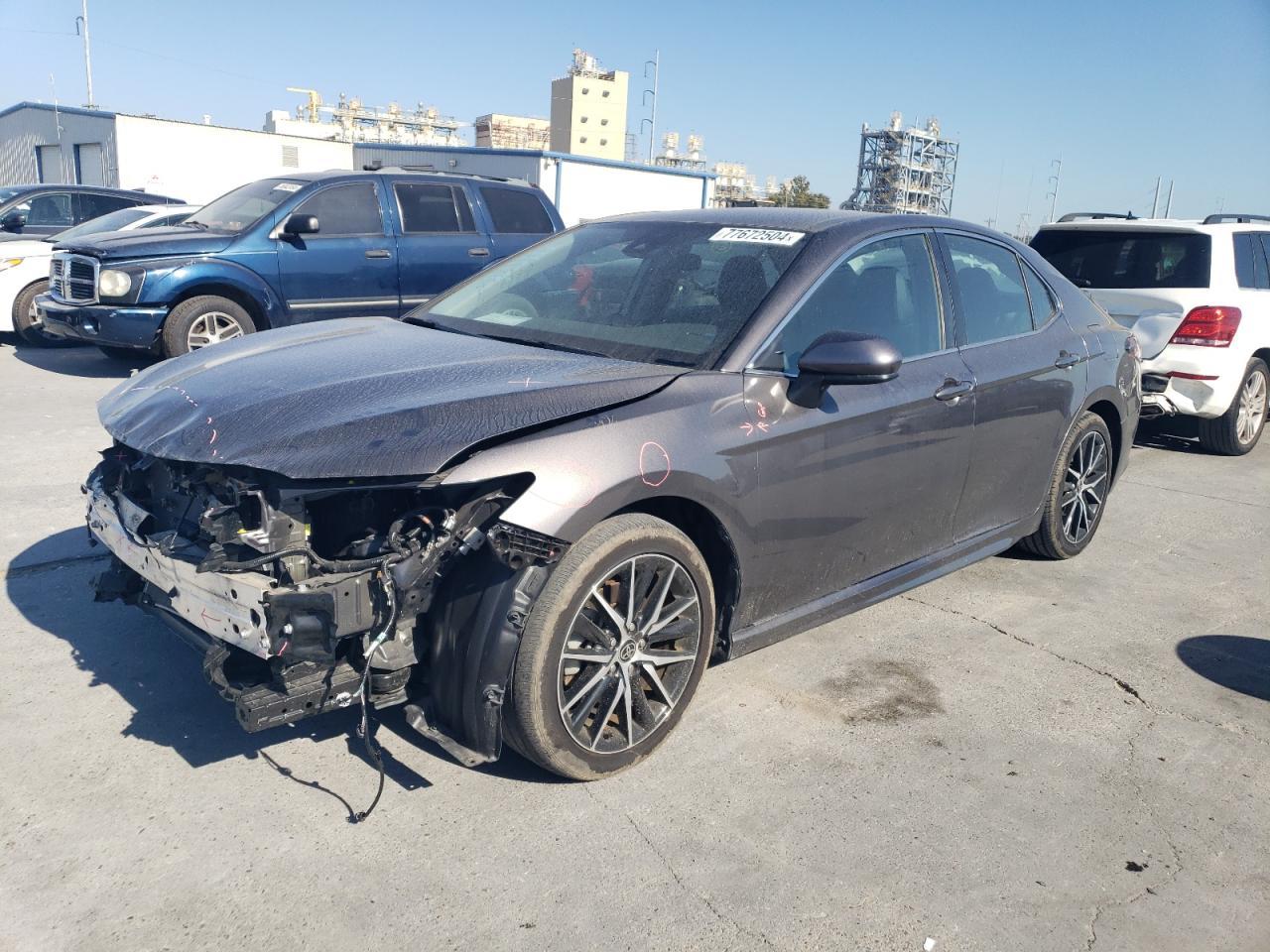 2021 TOYOTA CAMRY SE