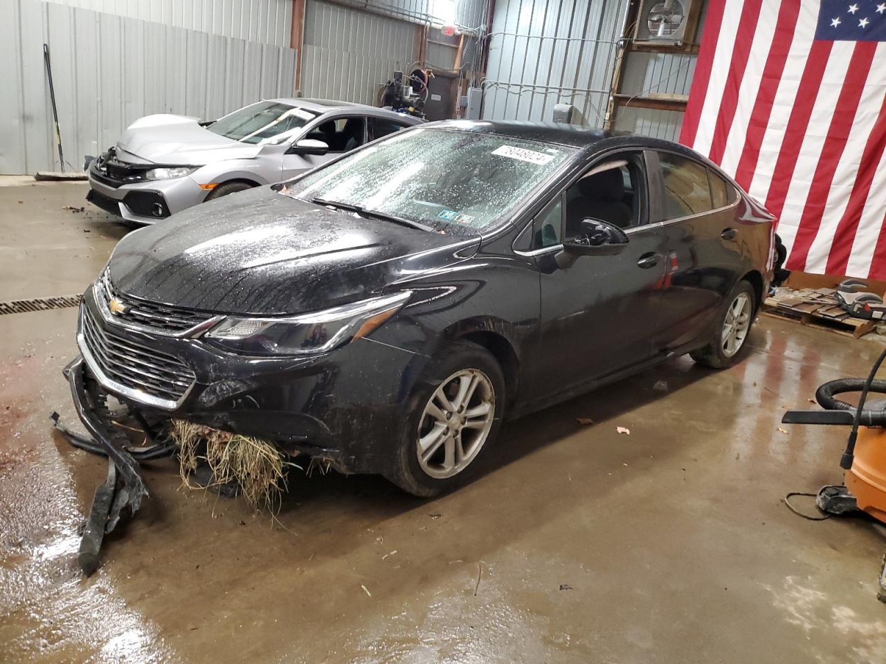 2017 CHEVROLET CRUZE LT